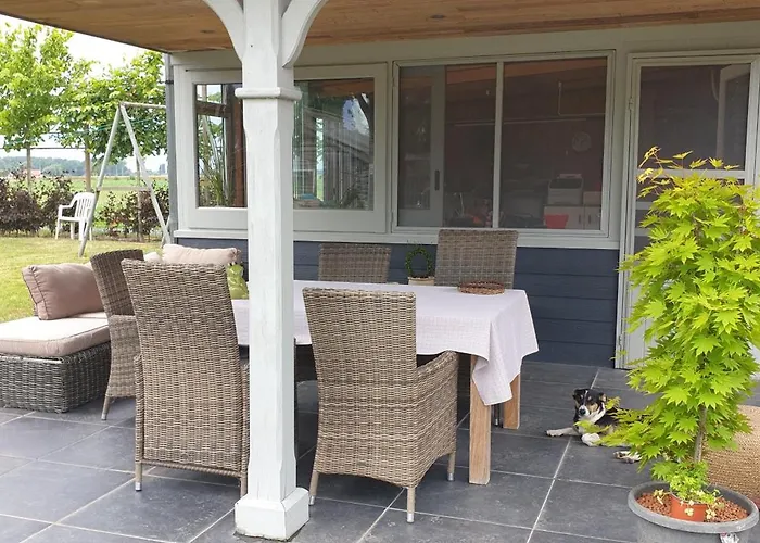 Terre Des Prés Couette-café 3*